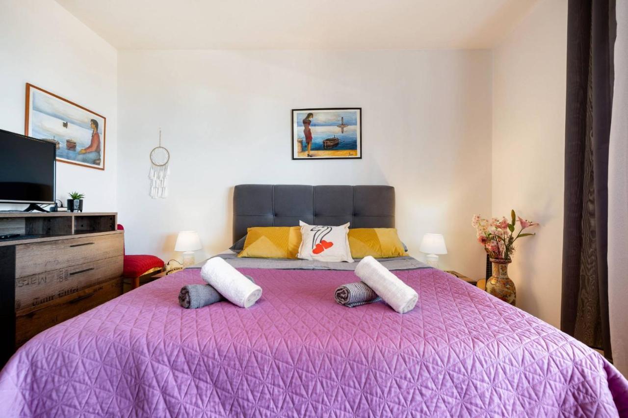 Apartment Lotus Trogir Exteriör bild