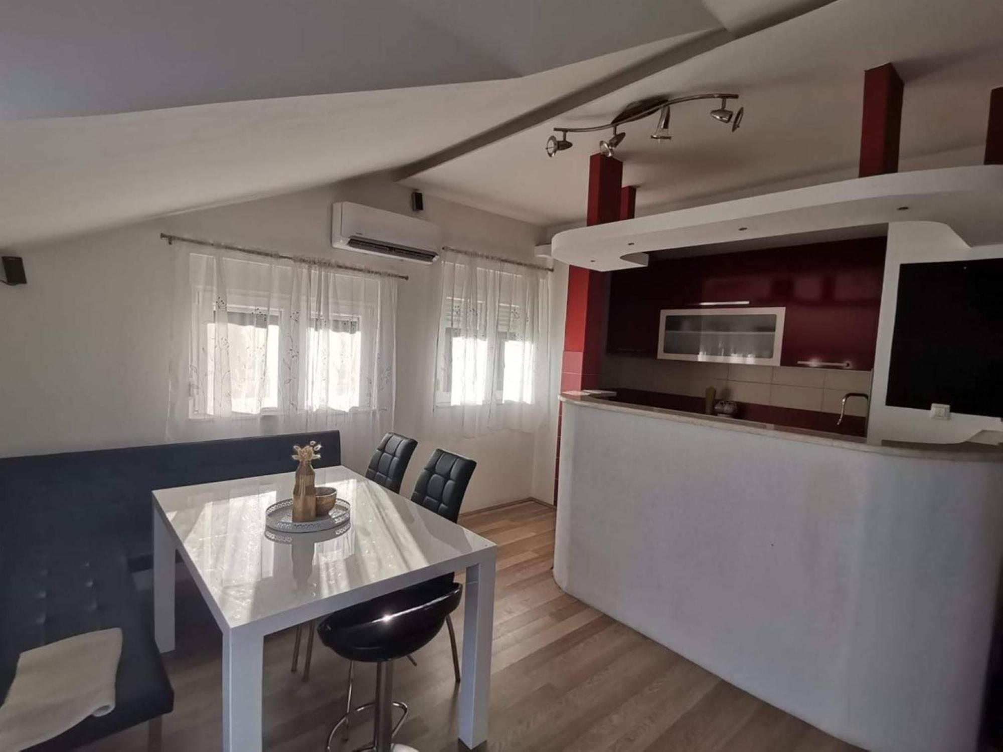Apartment Lotus Trogir Rum bild
